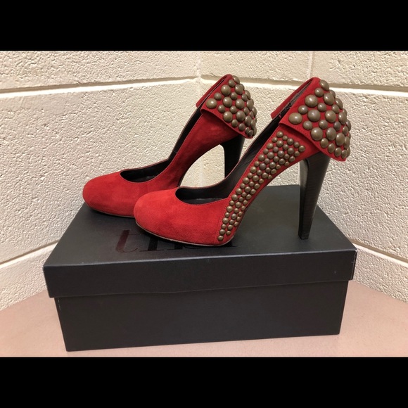 Designer TIBI NY “Tigris” studded RED pumps - Picture 2 of 7